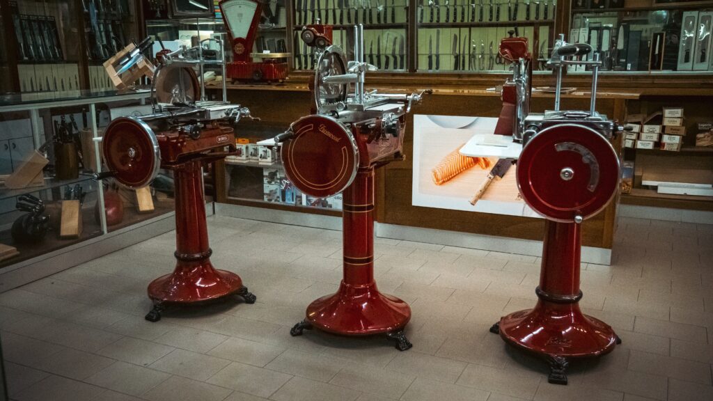 Coltelleria Fazzini - Restauro Affettatrici